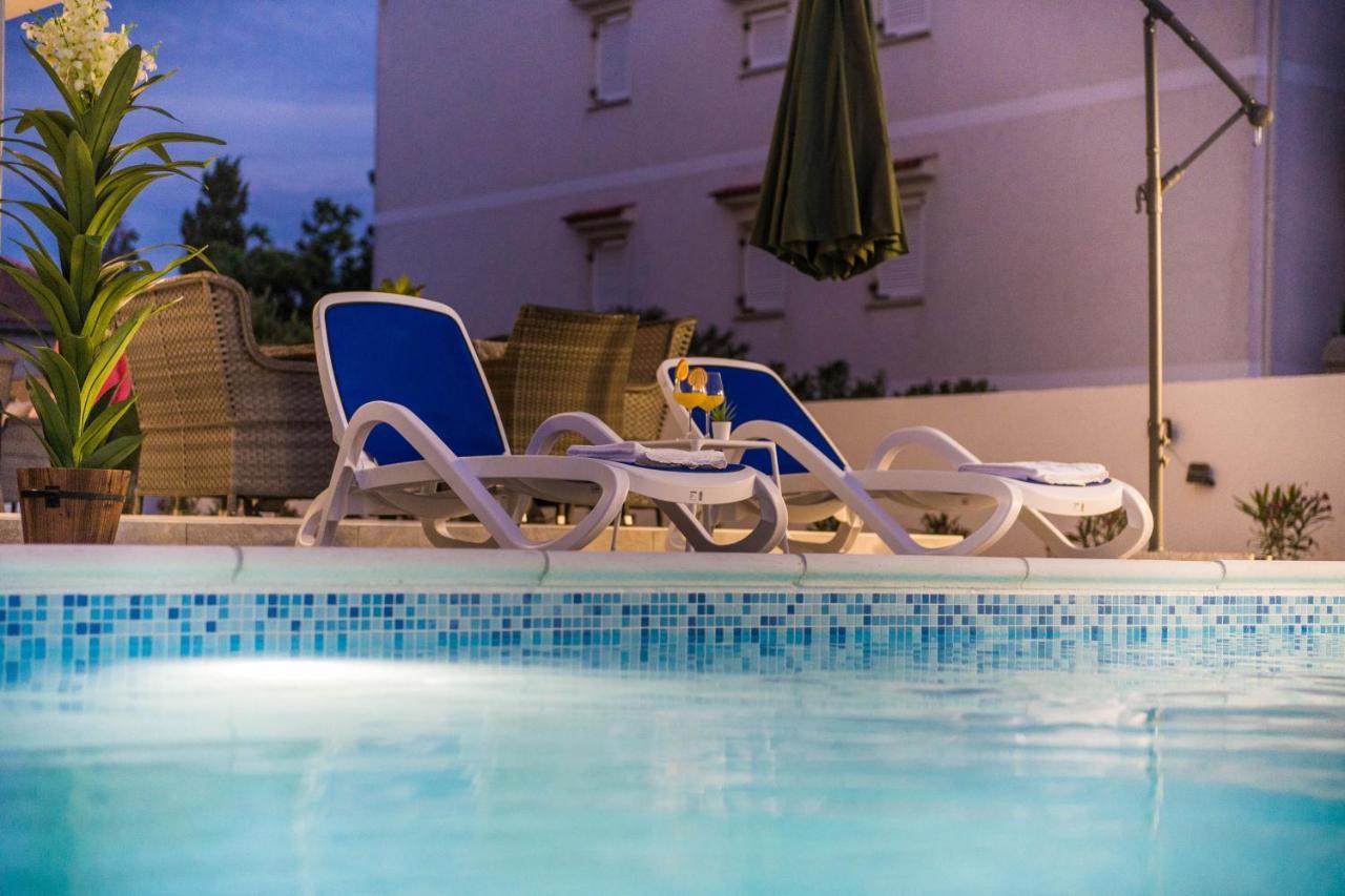 Villa Jana Luxury Apartments Новалья Экстерьер фото