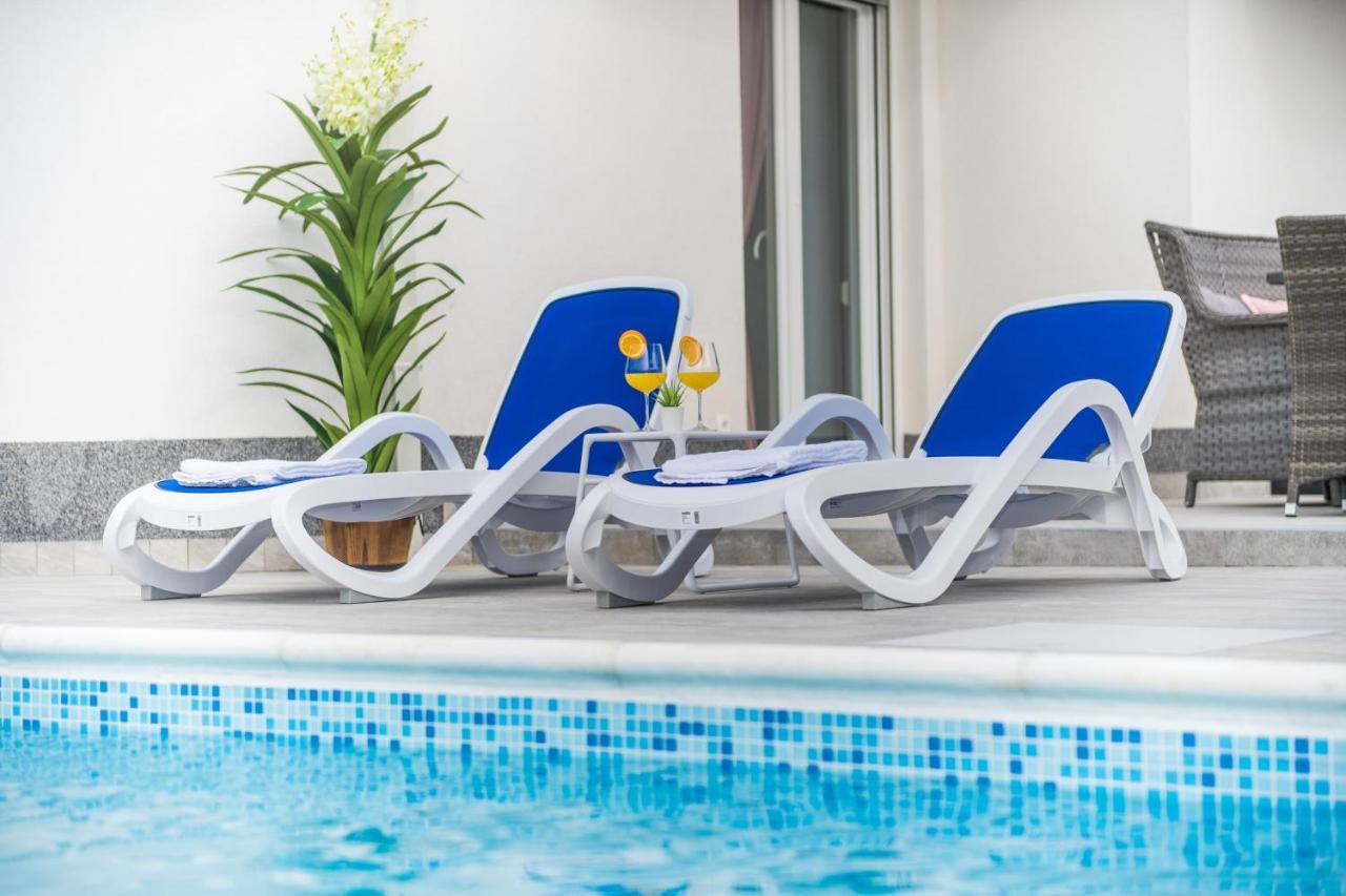 Villa Jana Luxury Apartments Новалья Экстерьер фото