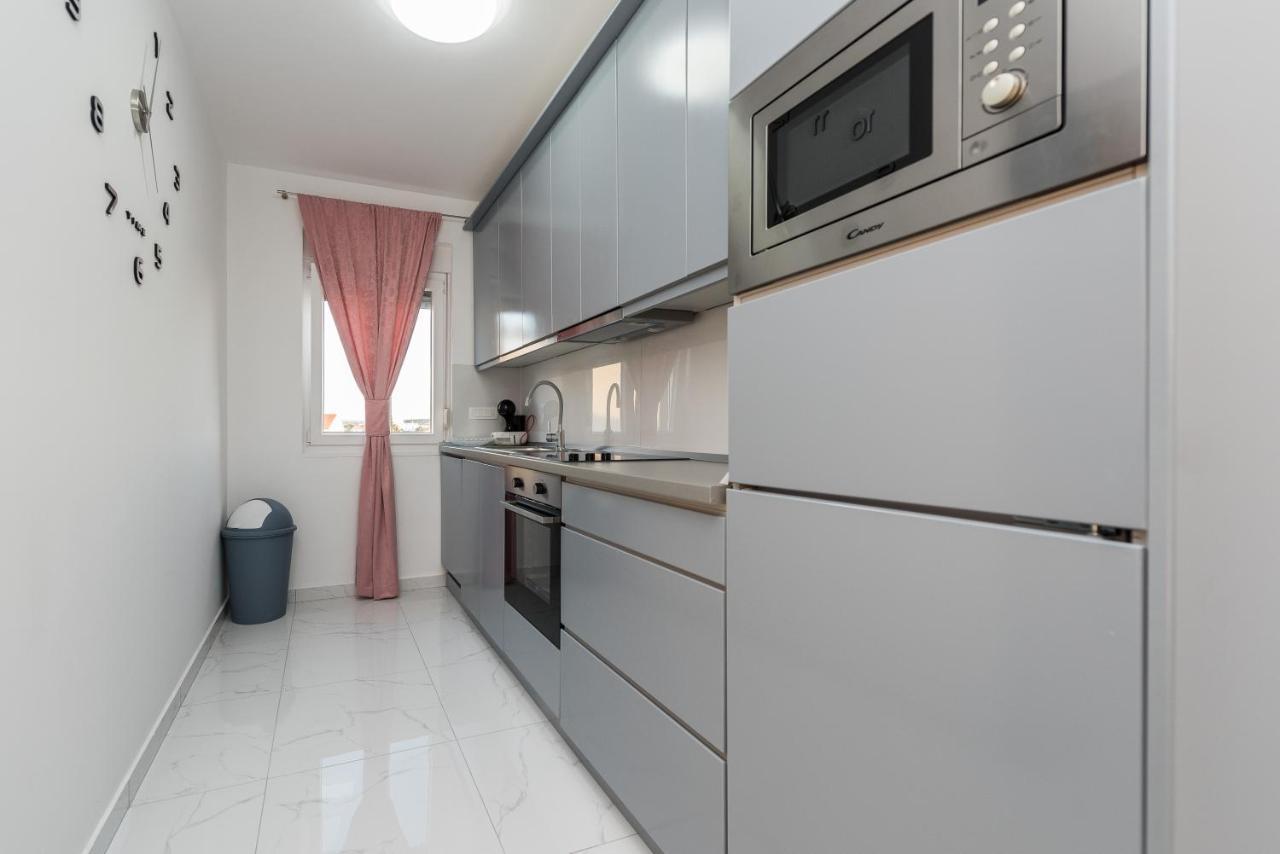 Villa Jana Luxury Apartments Новалья Экстерьер фото