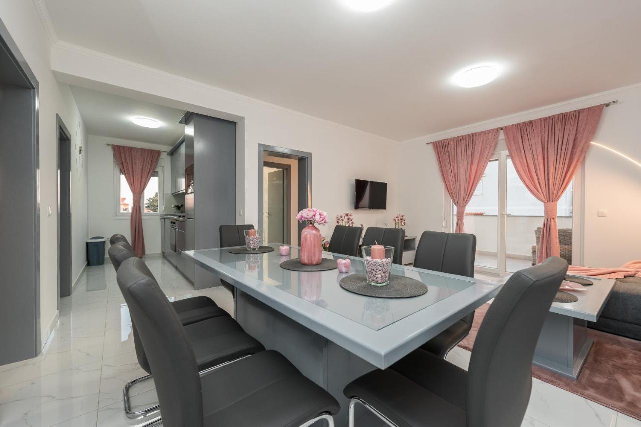 Villa Jana Luxury Apartments Новалья Экстерьер фото