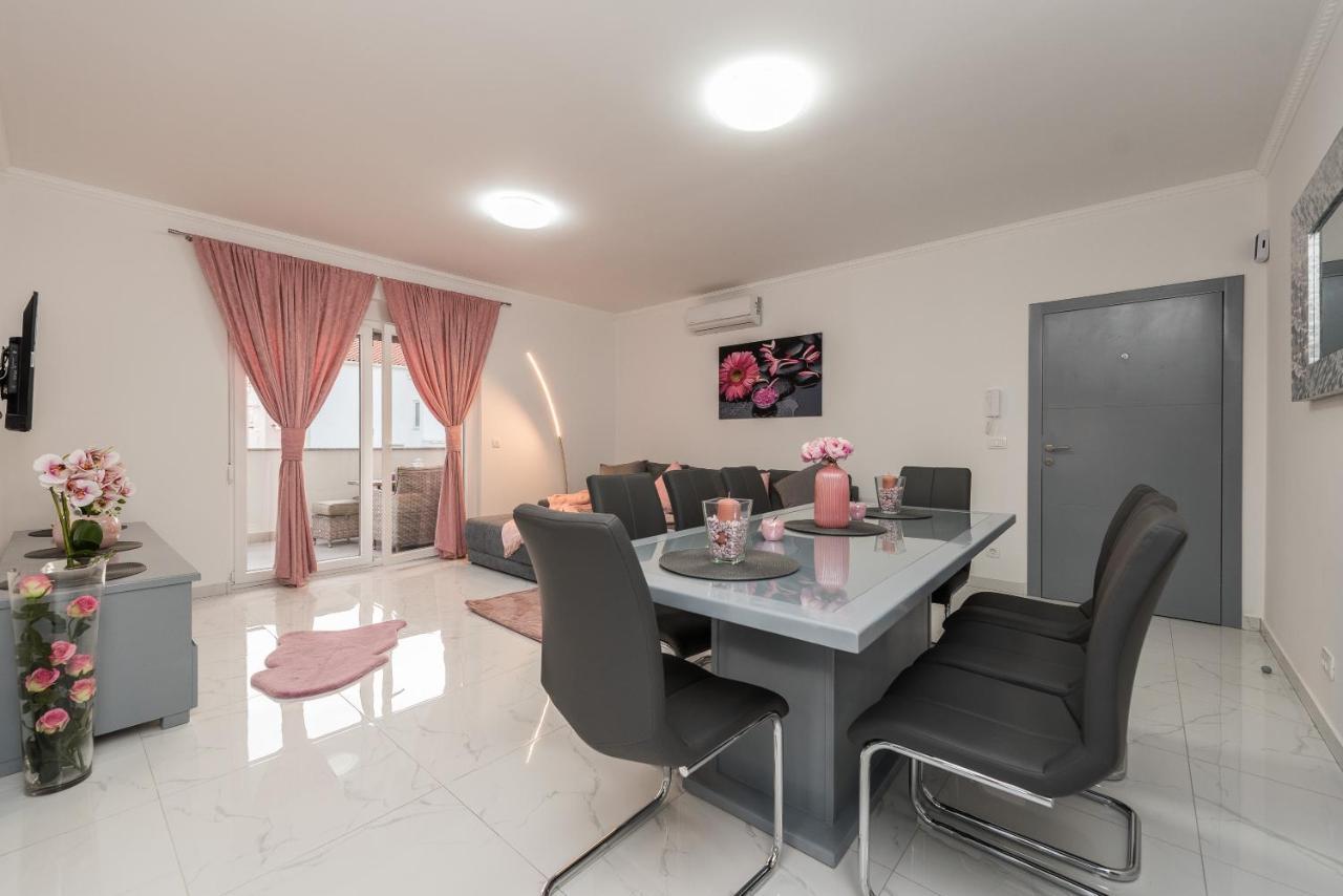 Villa Jana Luxury Apartments Новалья Экстерьер фото